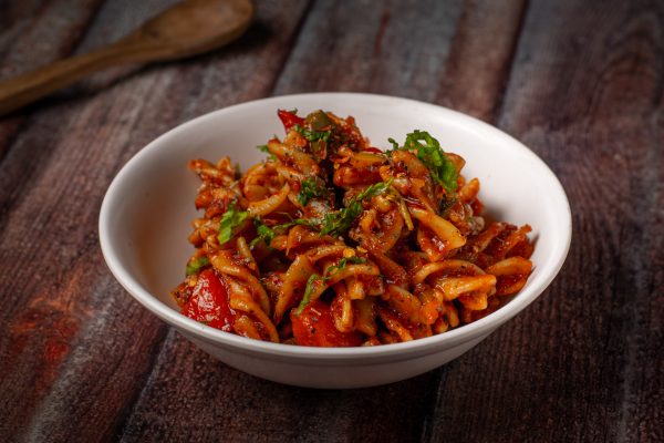 Chicken Spaghetti Red Spicy Tangy Sauce